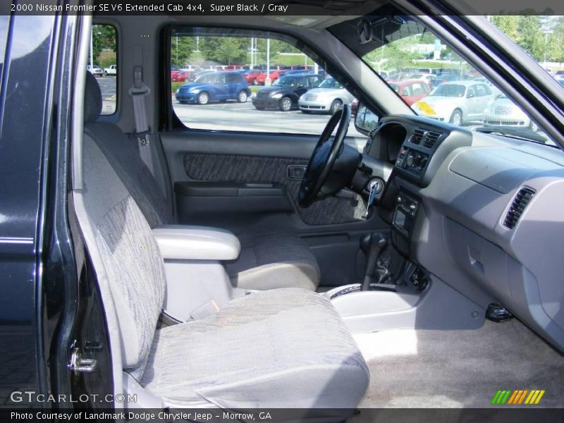 Super Black / Gray 2000 Nissan Frontier SE V6 Extended Cab 4x4