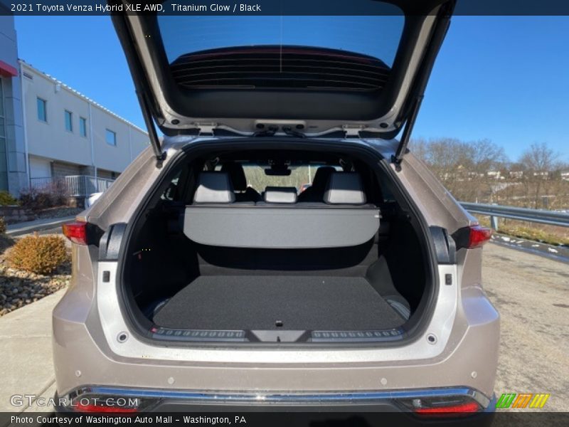 Titanium Glow / Black 2021 Toyota Venza Hybrid XLE AWD