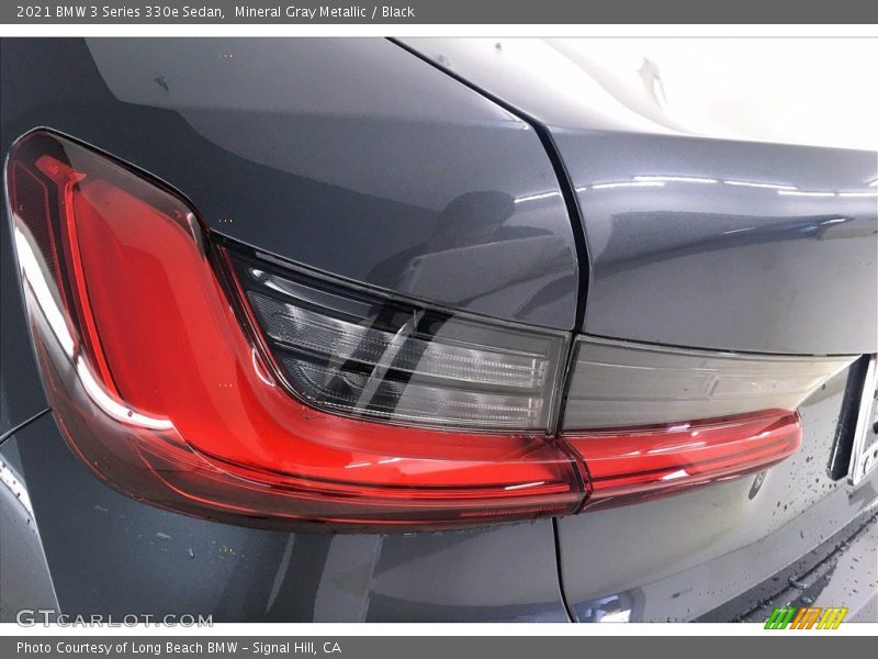 Mineral Gray Metallic / Black 2021 BMW 3 Series 330e Sedan