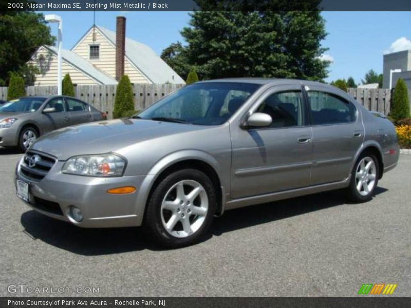 Sterling Mist Metallic / Black 2002 Nissan Maxima SE