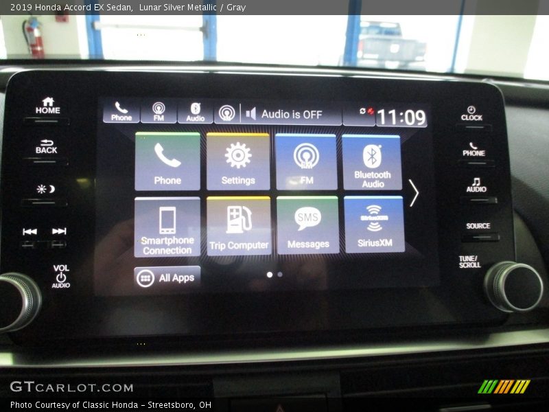 Lunar Silver Metallic / Gray 2019 Honda Accord EX Sedan