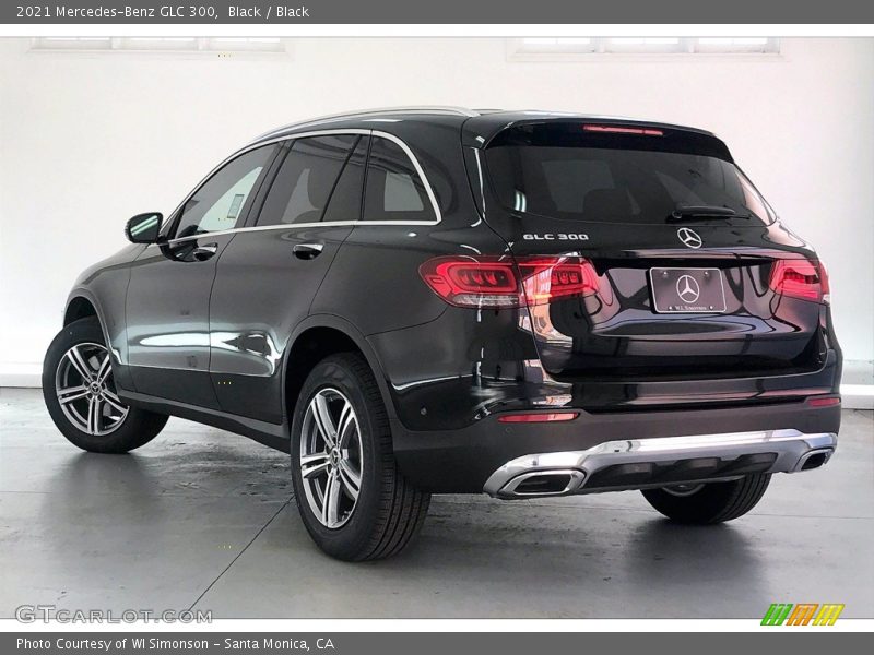 Black / Black 2021 Mercedes-Benz GLC 300
