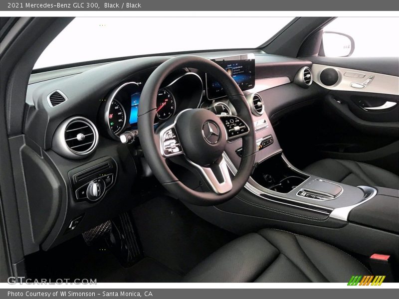 Black / Black 2021 Mercedes-Benz GLC 300