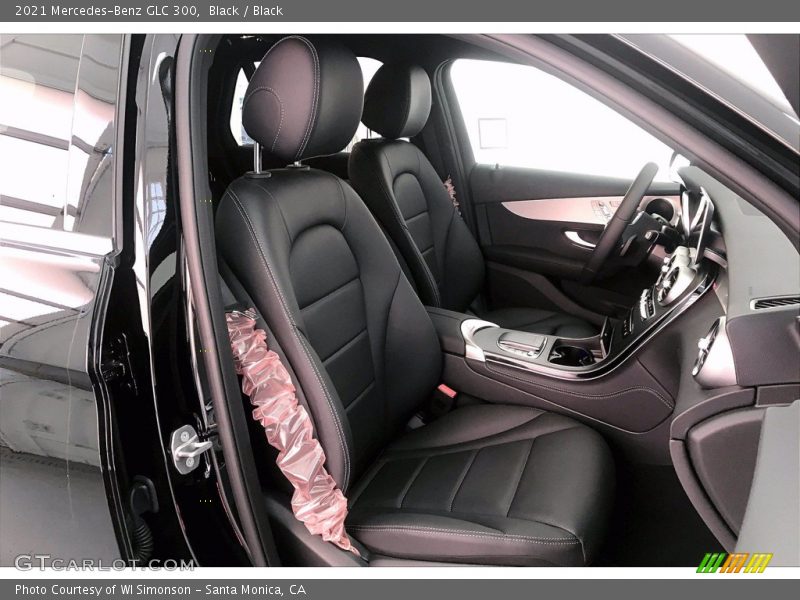 Black / Black 2021 Mercedes-Benz GLC 300