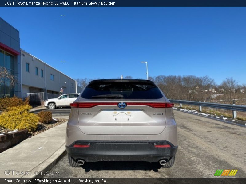 Titanium Glow / Boulder 2021 Toyota Venza Hybrid LE AWD
