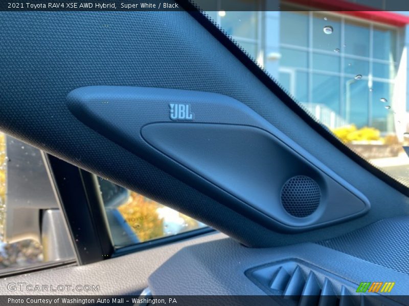 Super White / Black 2021 Toyota RAV4 XSE AWD Hybrid