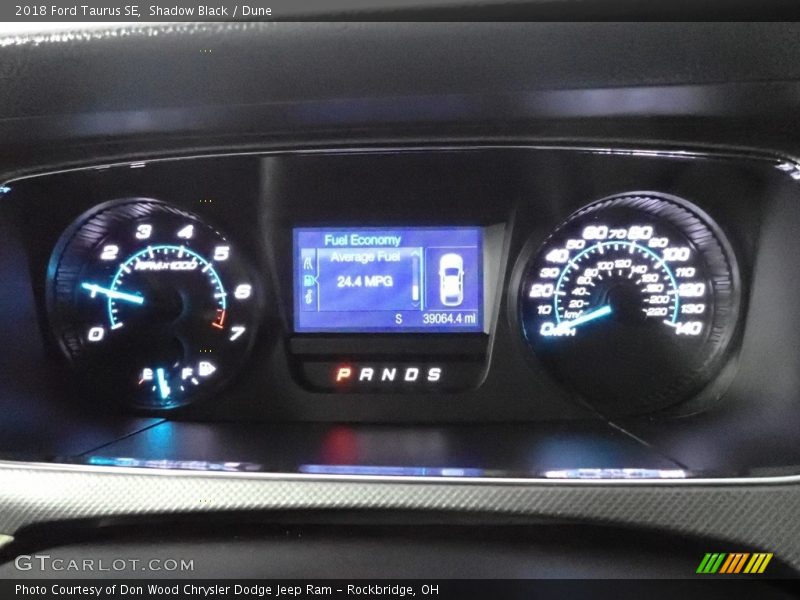 Shadow Black / Dune 2018 Ford Taurus SE