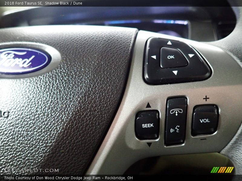 Shadow Black / Dune 2018 Ford Taurus SE
