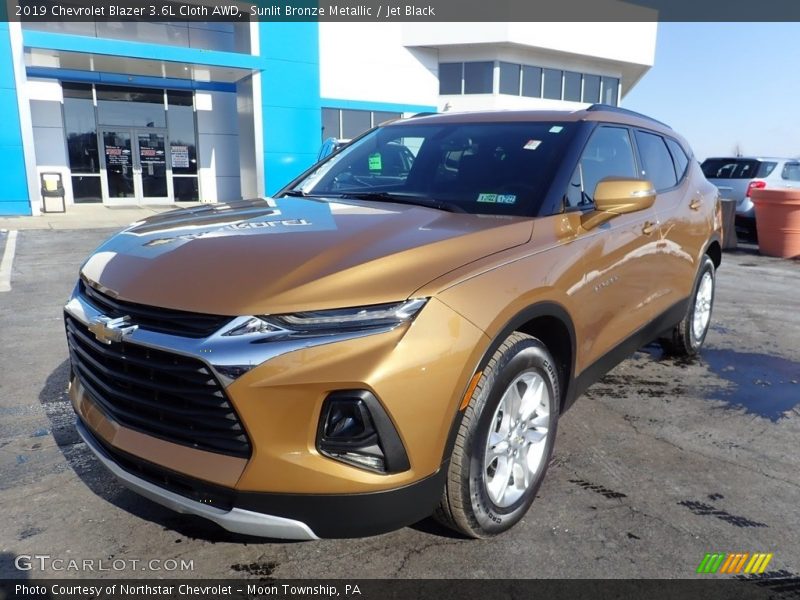 Sunlit Bronze Metallic / Jet Black 2019 Chevrolet Blazer 3.6L Cloth AWD