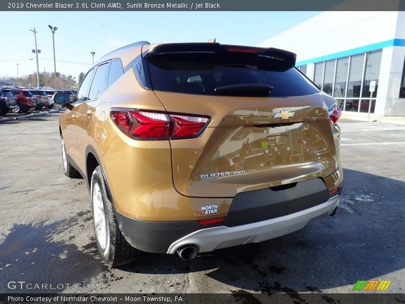 Sunlit Bronze Metallic / Jet Black 2019 Chevrolet Blazer 3.6L Cloth AWD