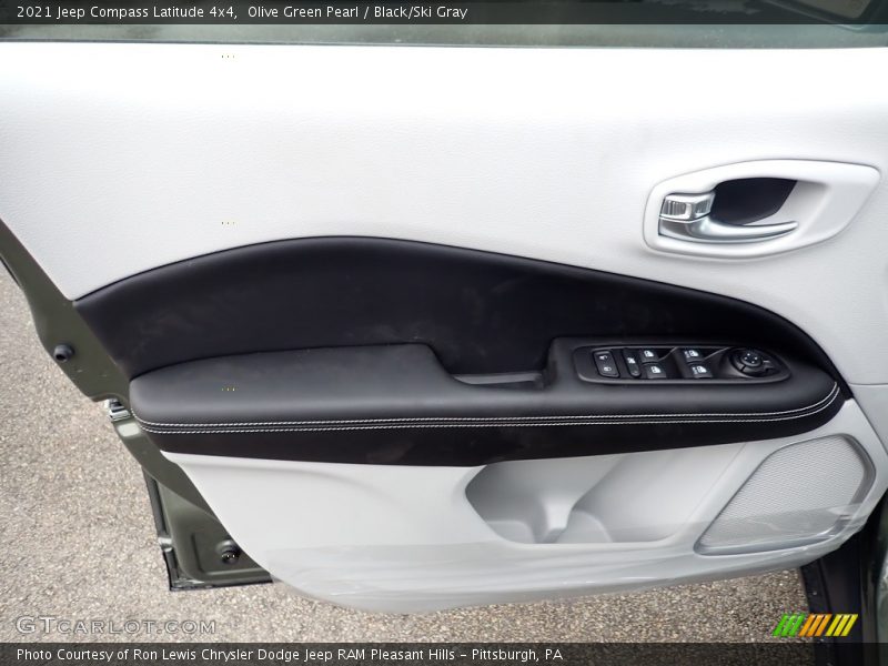 Olive Green Pearl / Black/Ski Gray 2021 Jeep Compass Latitude 4x4