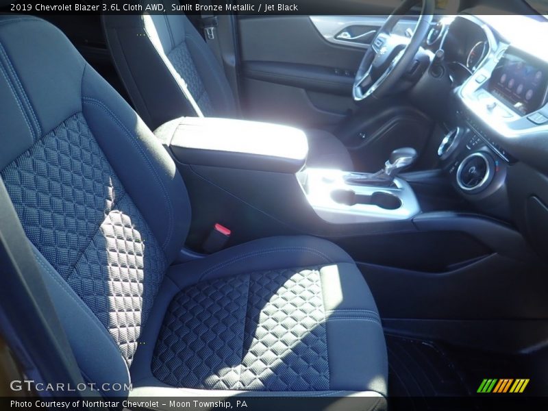 Sunlit Bronze Metallic / Jet Black 2019 Chevrolet Blazer 3.6L Cloth AWD