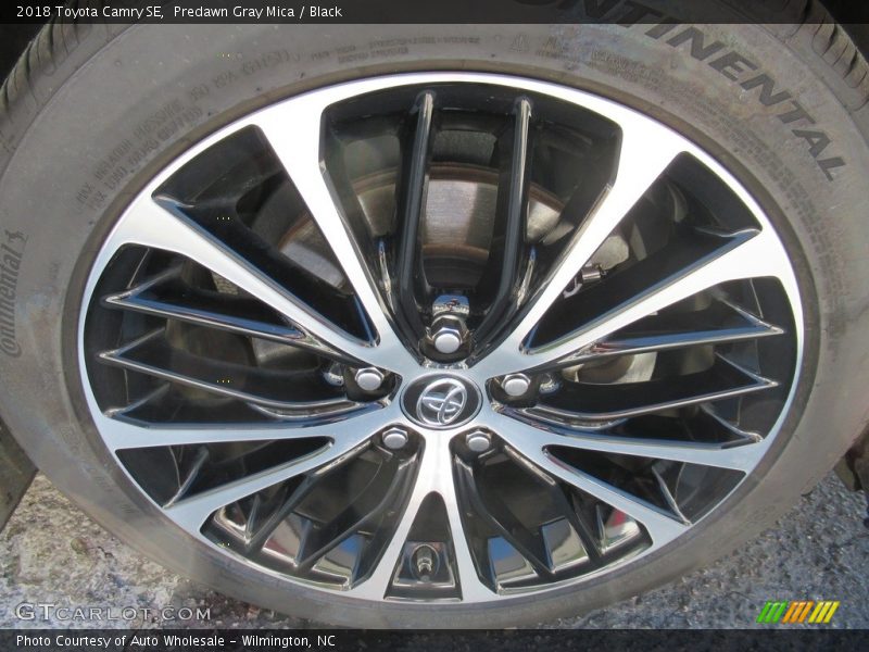 Predawn Gray Mica / Black 2018 Toyota Camry SE