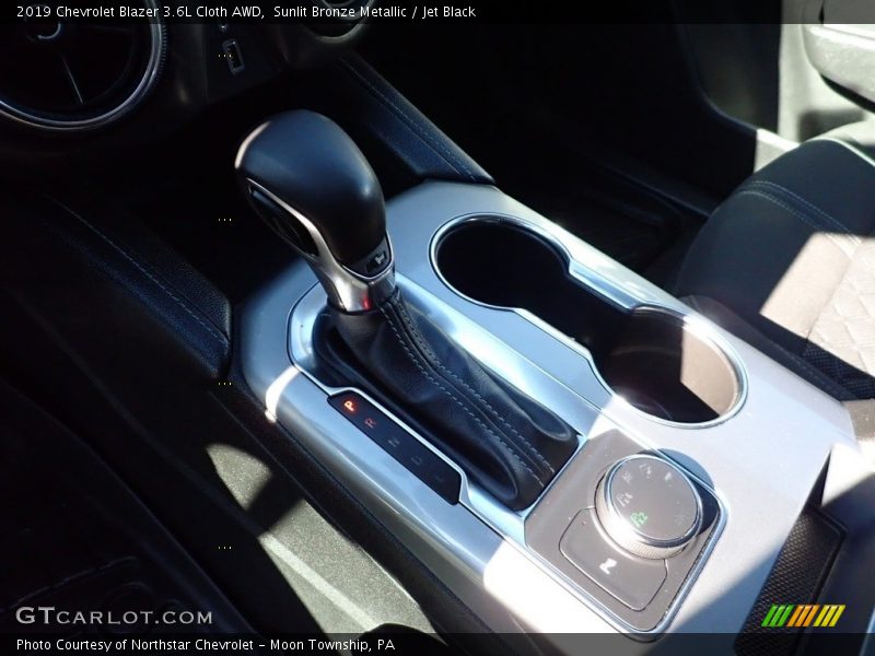 Sunlit Bronze Metallic / Jet Black 2019 Chevrolet Blazer 3.6L Cloth AWD