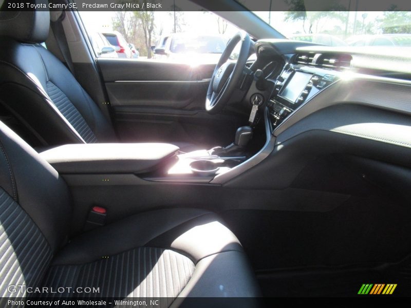 Predawn Gray Mica / Black 2018 Toyota Camry SE