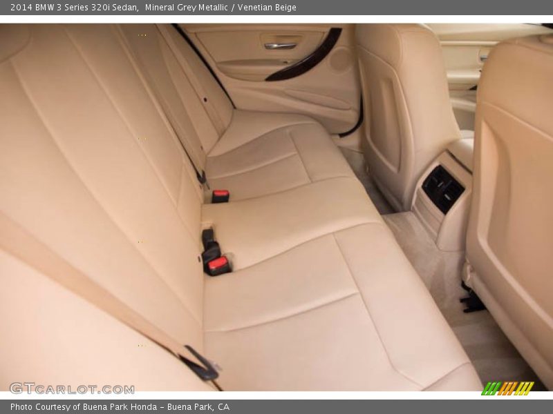 Mineral Grey Metallic / Venetian Beige 2014 BMW 3 Series 320i Sedan