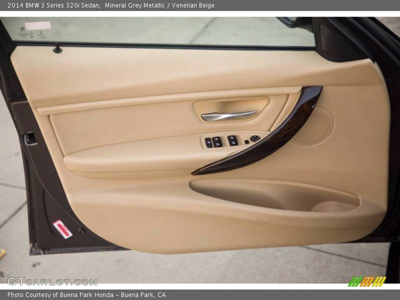 Mineral Grey Metallic / Venetian Beige 2014 BMW 3 Series 320i Sedan