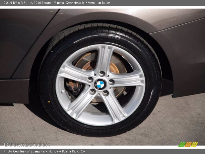 Mineral Grey Metallic / Venetian Beige 2014 BMW 3 Series 320i Sedan