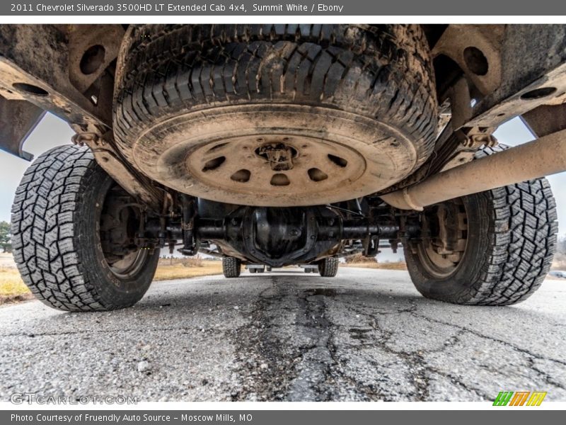 Summit White / Ebony 2011 Chevrolet Silverado 3500HD LT Extended Cab 4x4