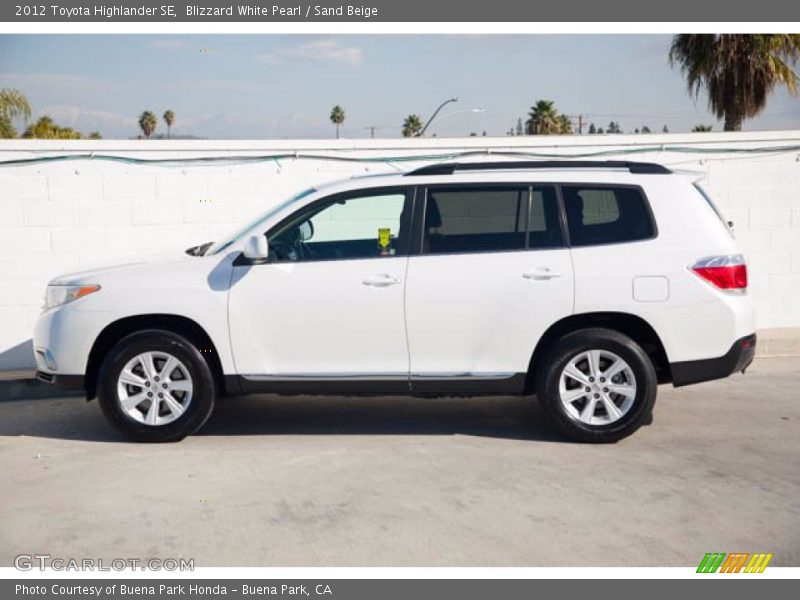 Blizzard White Pearl / Sand Beige 2012 Toyota Highlander SE