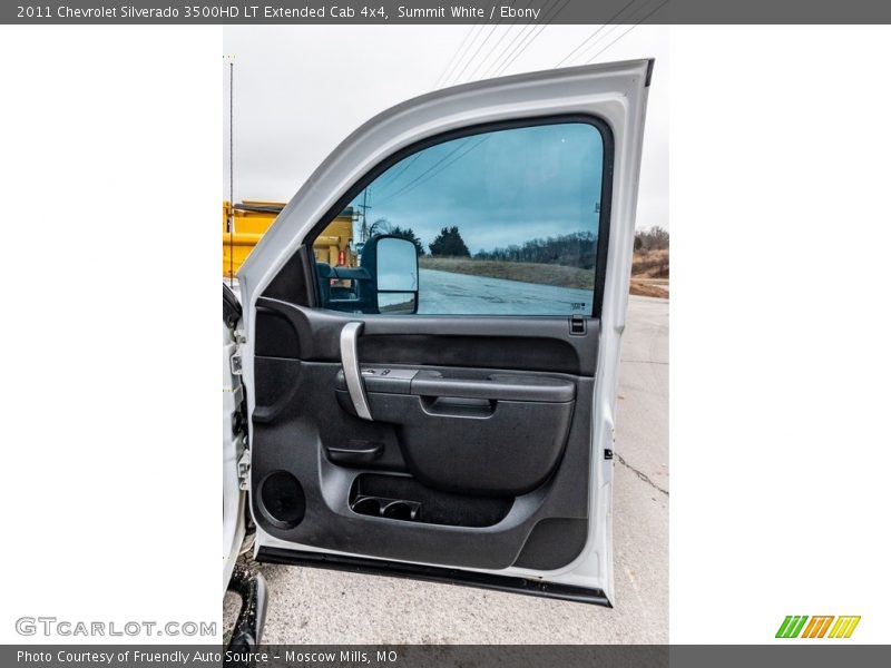 Door Panel of 2011 Silverado 3500HD LT Extended Cab 4x4