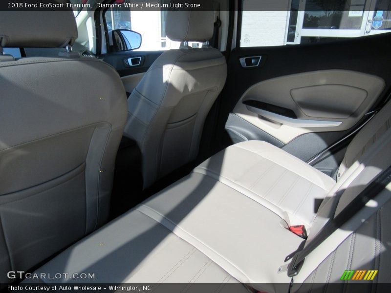 Diamond White / Medium Light Stone 2018 Ford EcoSport Titanium