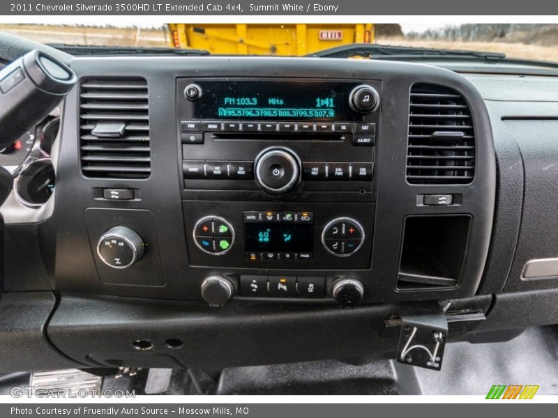 Controls of 2011 Silverado 3500HD LT Extended Cab 4x4