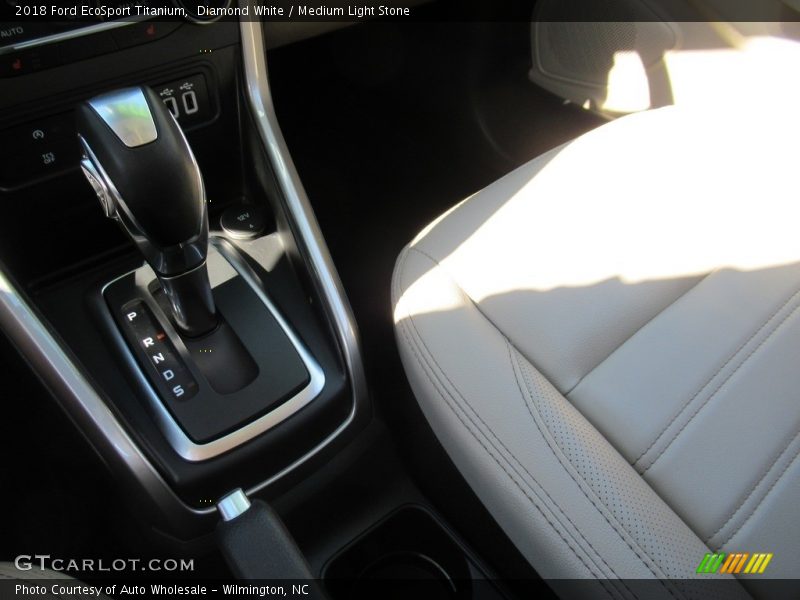 Diamond White / Medium Light Stone 2018 Ford EcoSport Titanium
