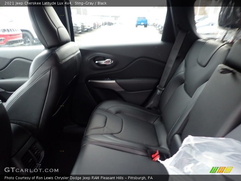 Sting-Gray / Black 2021 Jeep Cherokee Latitude Lux 4x4