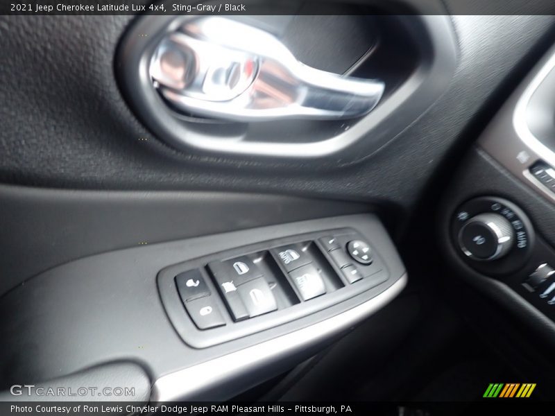 Sting-Gray / Black 2021 Jeep Cherokee Latitude Lux 4x4