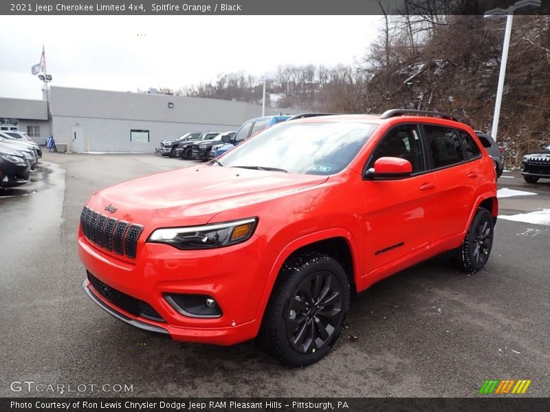 Spitfire Orange / Black 2021 Jeep Cherokee Limited 4x4
