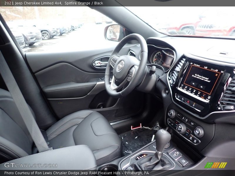 Spitfire Orange / Black 2021 Jeep Cherokee Limited 4x4