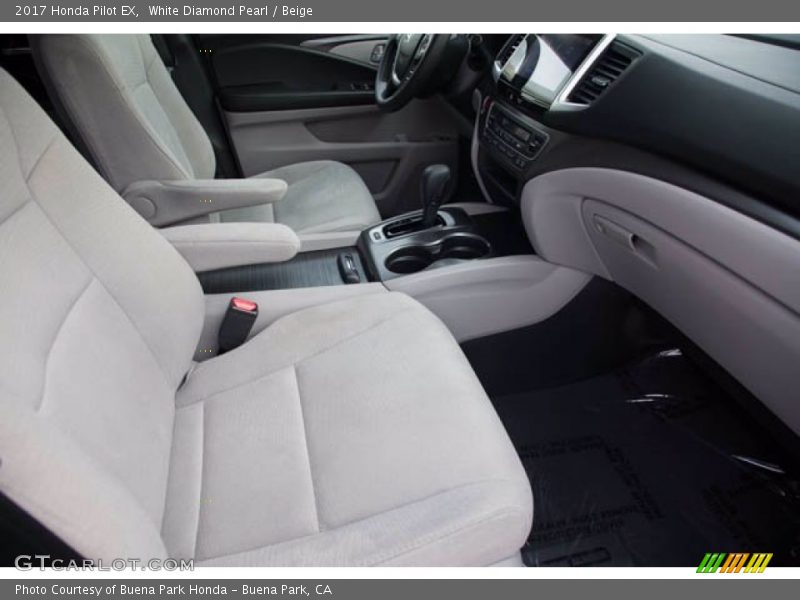 White Diamond Pearl / Beige 2017 Honda Pilot EX