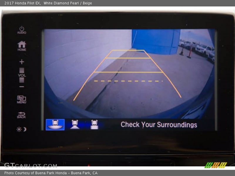 White Diamond Pearl / Beige 2017 Honda Pilot EX
