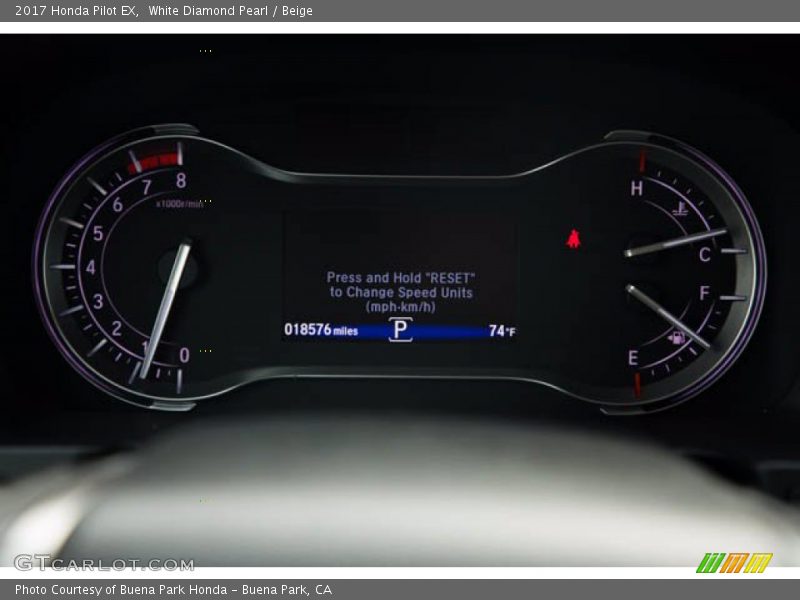 White Diamond Pearl / Beige 2017 Honda Pilot EX