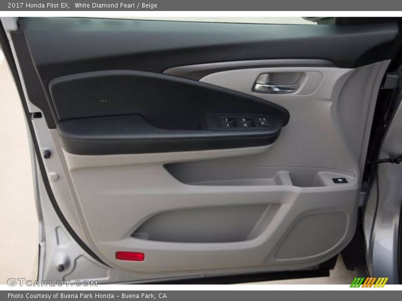 White Diamond Pearl / Beige 2017 Honda Pilot EX