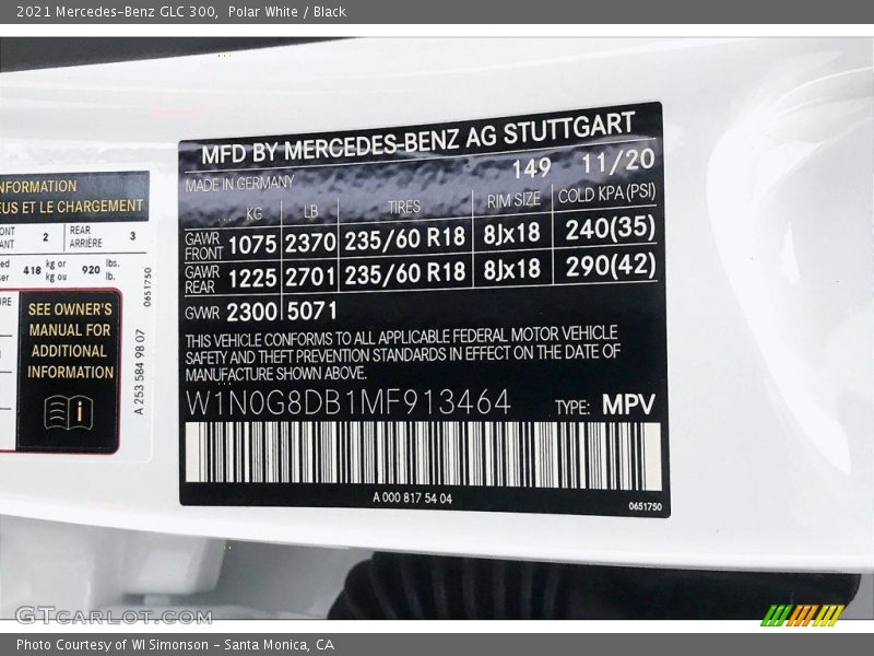 Polar White / Black 2021 Mercedes-Benz GLC 300