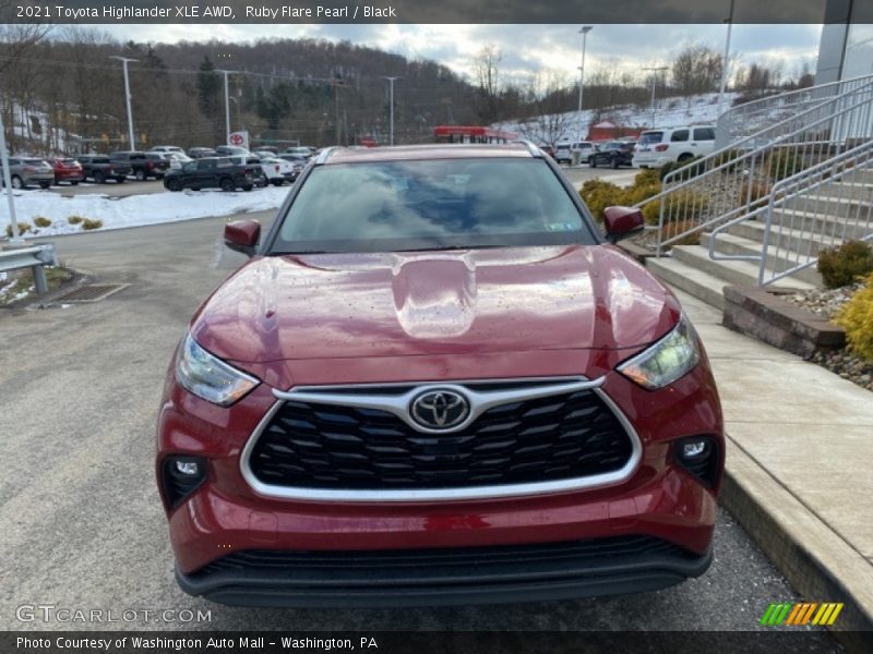 Ruby Flare Pearl / Black 2021 Toyota Highlander XLE AWD