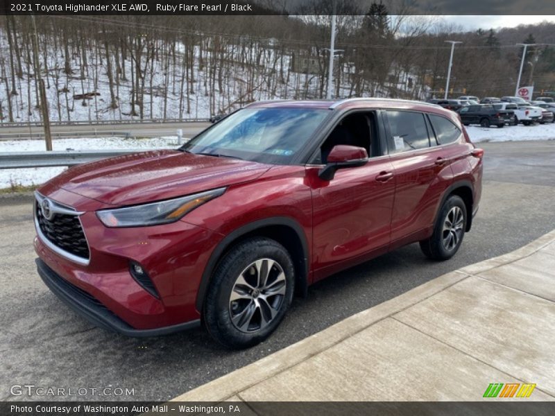 Ruby Flare Pearl / Black 2021 Toyota Highlander XLE AWD