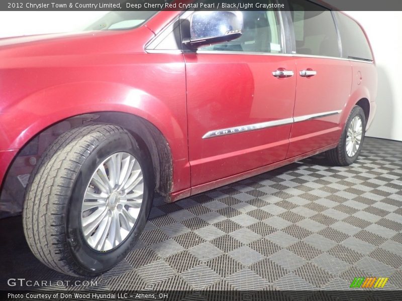 Deep Cherry Red Crystal Pearl / Black/Light Graystone 2012 Chrysler Town & Country Limited