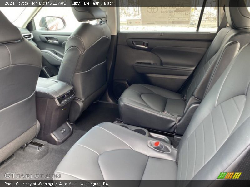 Ruby Flare Pearl / Black 2021 Toyota Highlander XLE AWD