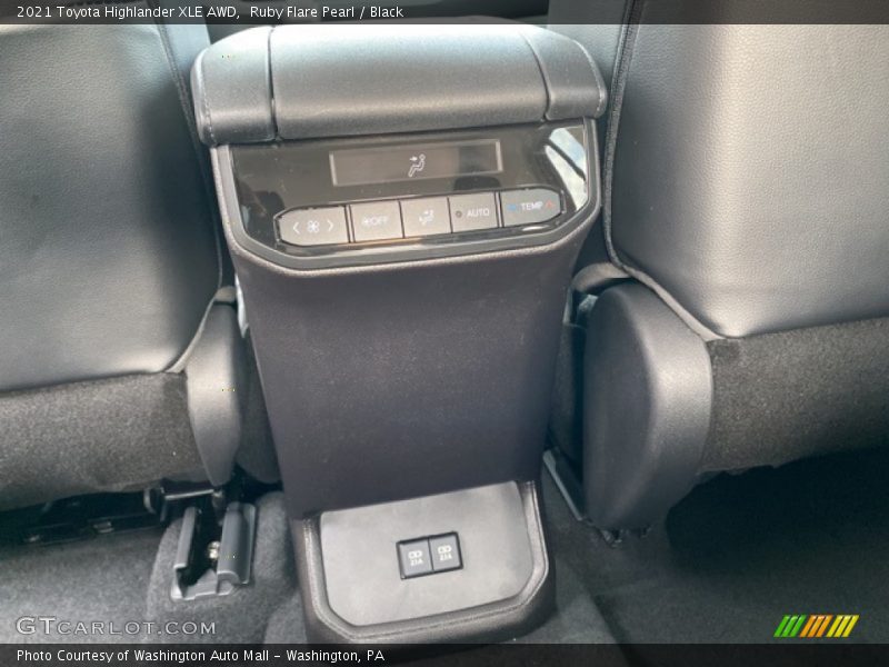Ruby Flare Pearl / Black 2021 Toyota Highlander XLE AWD