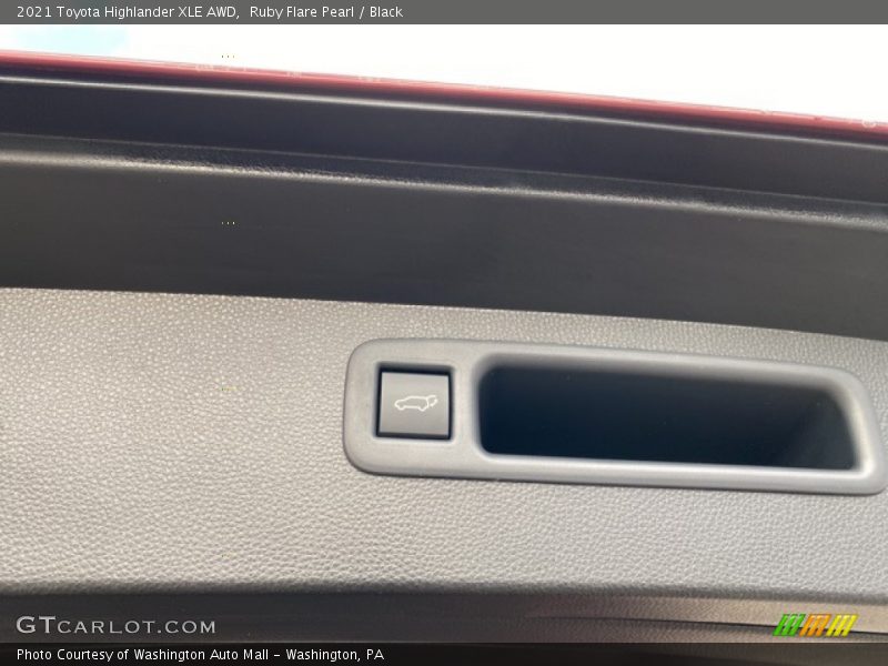 Ruby Flare Pearl / Black 2021 Toyota Highlander XLE AWD