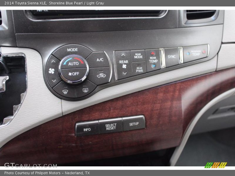 Shoreline Blue Pearl / Light Gray 2014 Toyota Sienna XLE