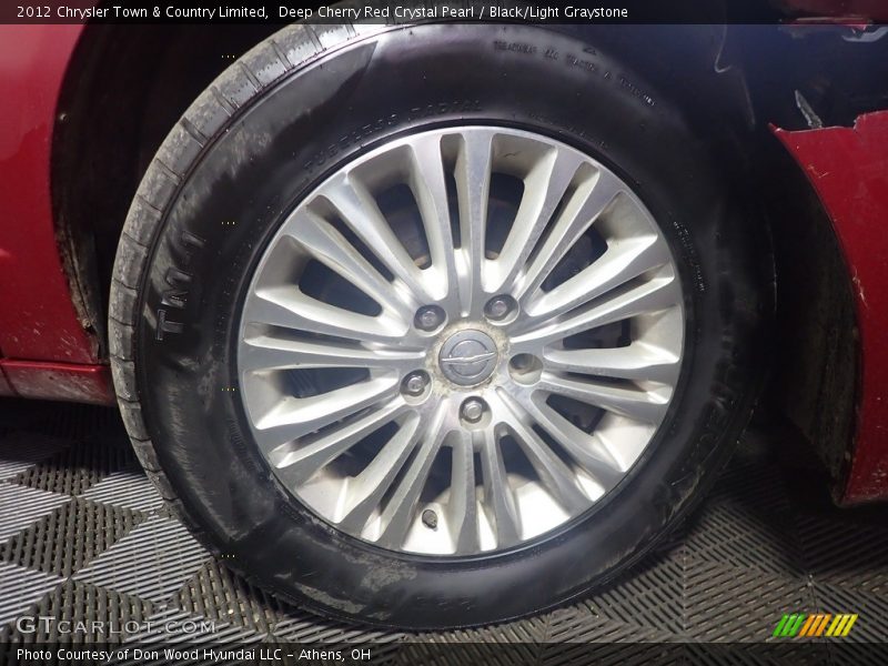 Deep Cherry Red Crystal Pearl / Black/Light Graystone 2012 Chrysler Town & Country Limited