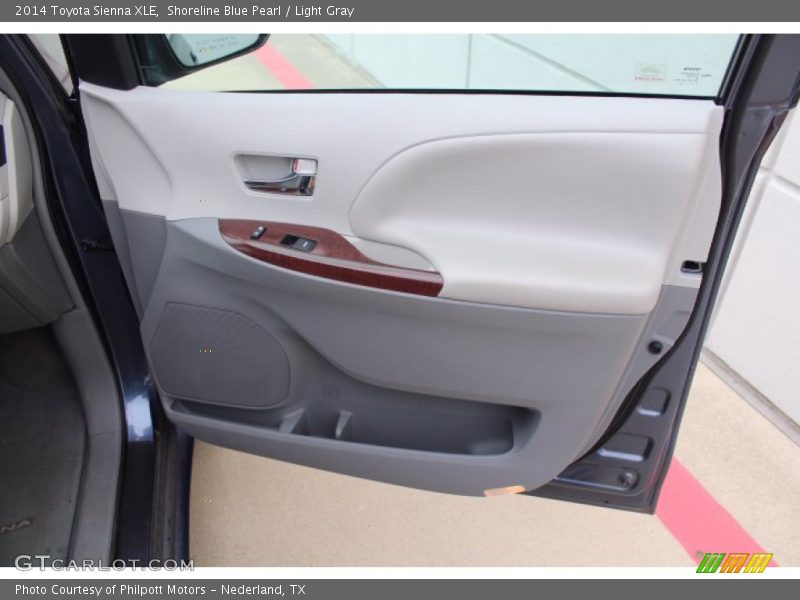 Shoreline Blue Pearl / Light Gray 2014 Toyota Sienna XLE