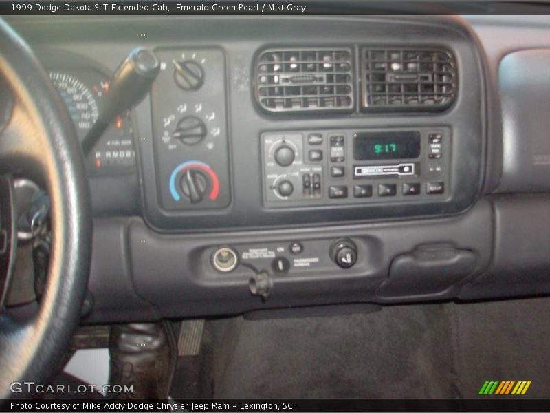 Emerald Green Pearl / Mist Gray 1999 Dodge Dakota SLT Extended Cab
