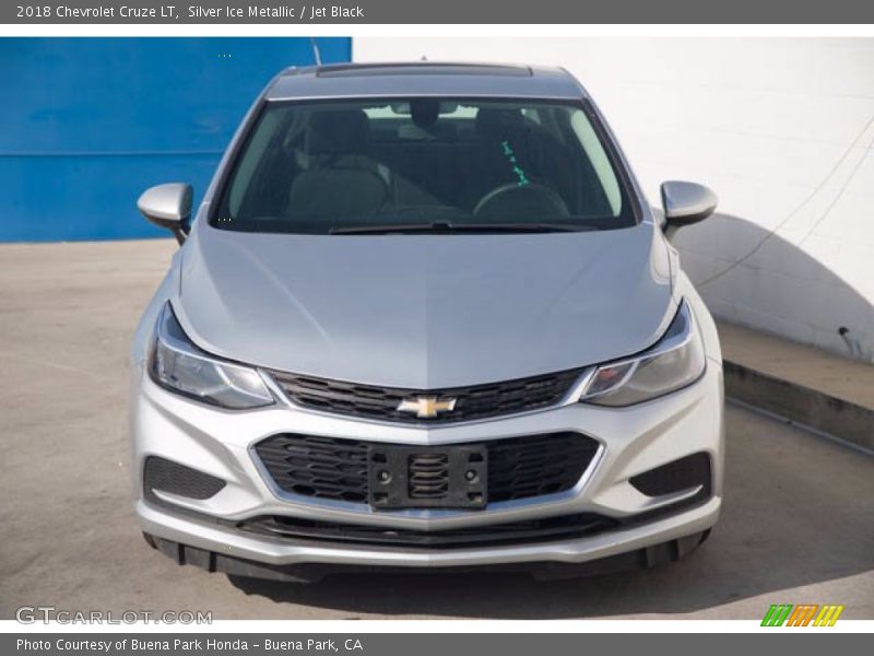 Silver Ice Metallic / Jet Black 2018 Chevrolet Cruze LT