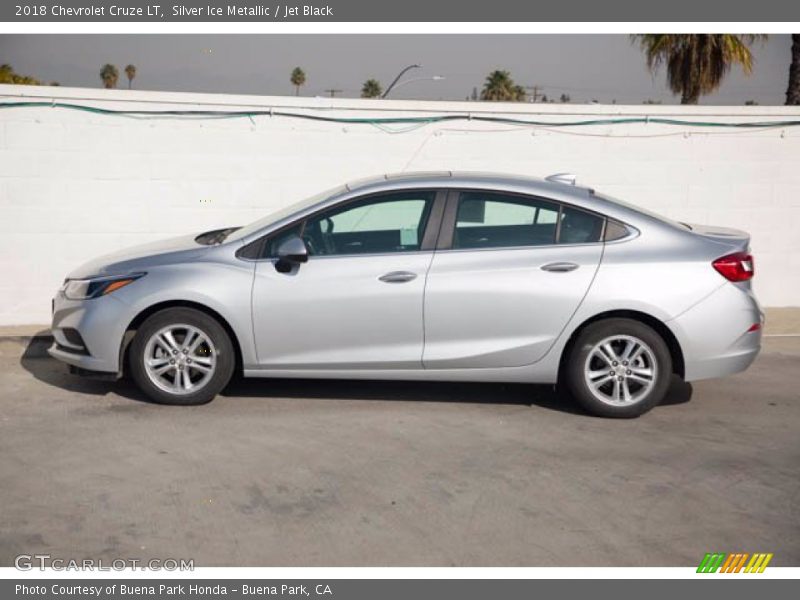 Silver Ice Metallic / Jet Black 2018 Chevrolet Cruze LT