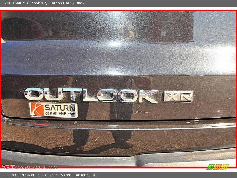 Carbon Flash / Black 2008 Saturn Outlook XR
